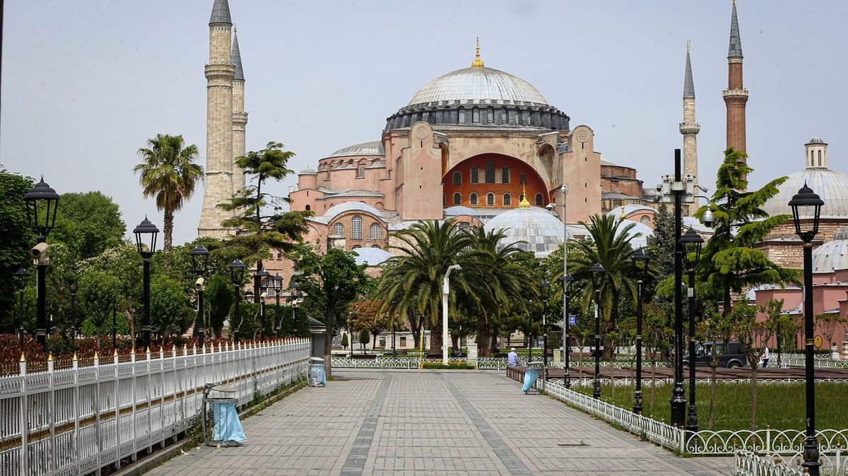 Z istanbulského muzea Hagia Sofia bude mešita, rozhodl Erdogan
